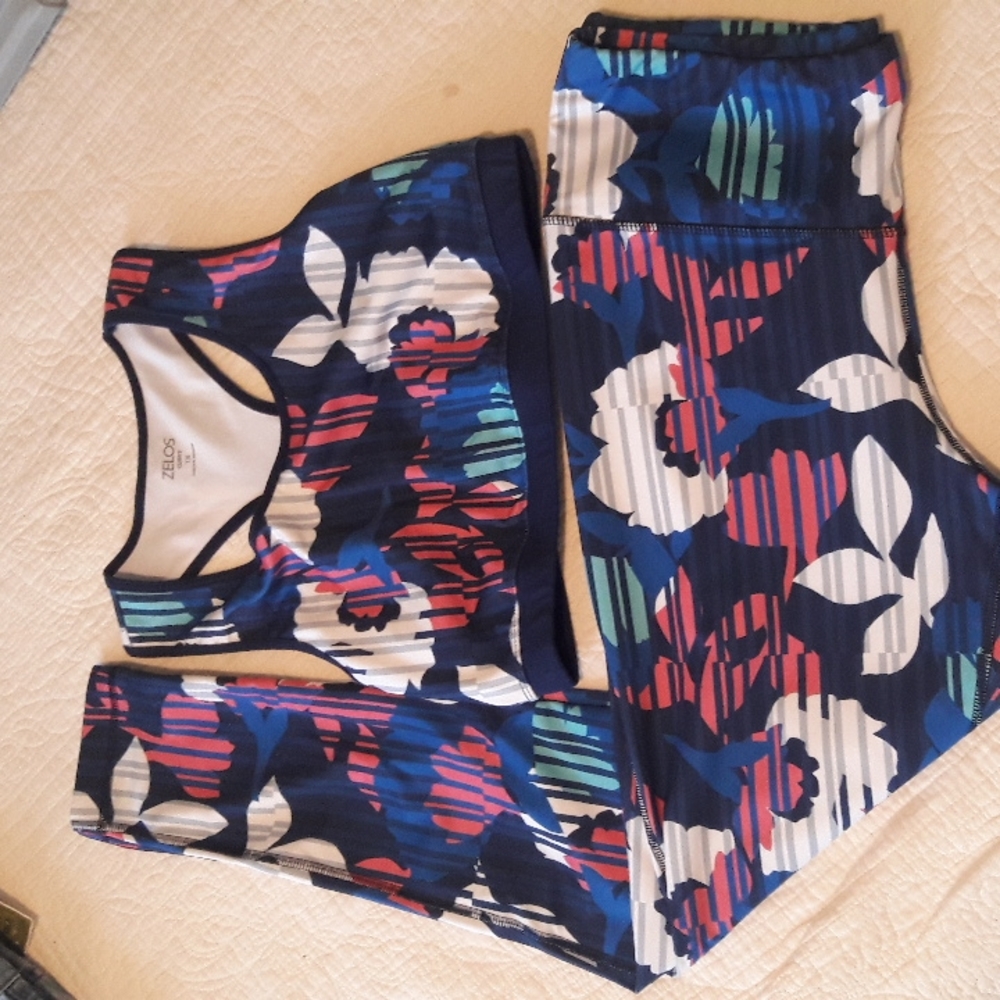 NWOT Zelos sports bra and leggings set 1Xcurvy exercise wear
